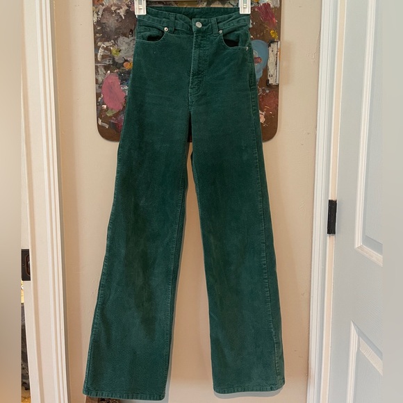 H&M DIVIDED high waisted corduroy pants - Picture 1 of 3